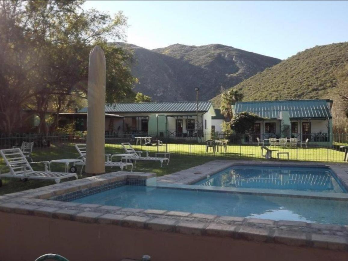 Rainbow Glen Self Catering Chalets มอนตากู ภายนอก รูปภาพ