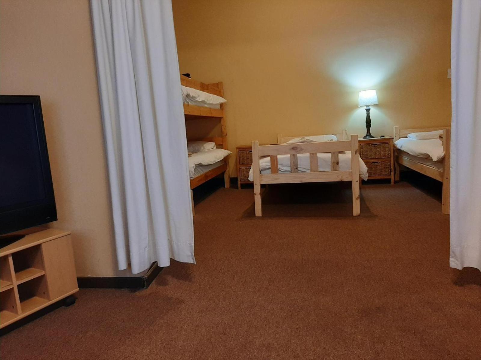 Rainbow Glen Self Catering Chalets มอนตากู ห้อง รูปภาพ