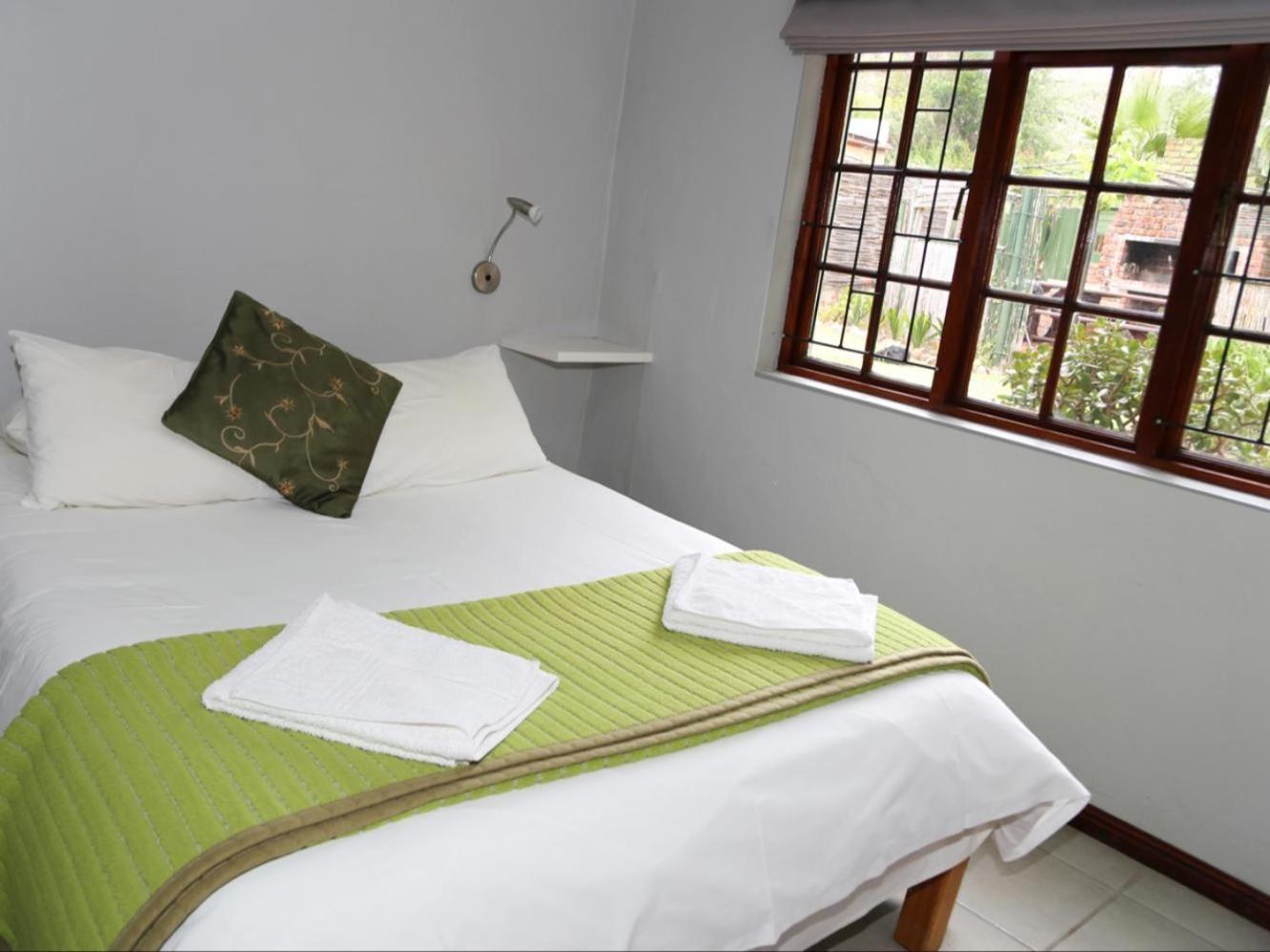 Rainbow Glen Self Catering Chalets มอนตากู ห้อง รูปภาพ