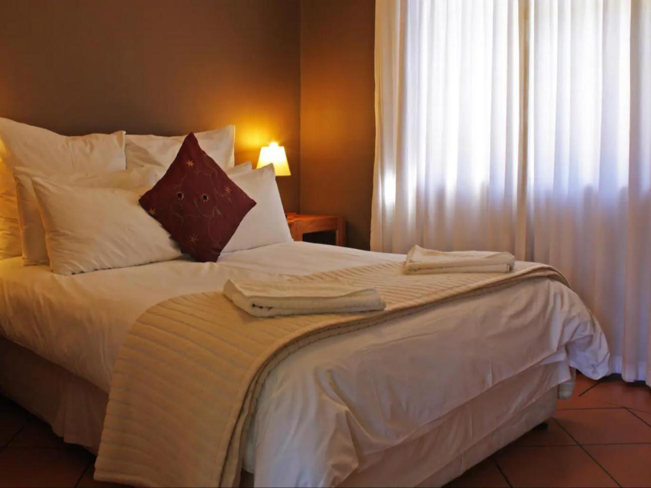 Rainbow Glen Self Catering Chalets มอนตากู ห้อง รูปภาพ