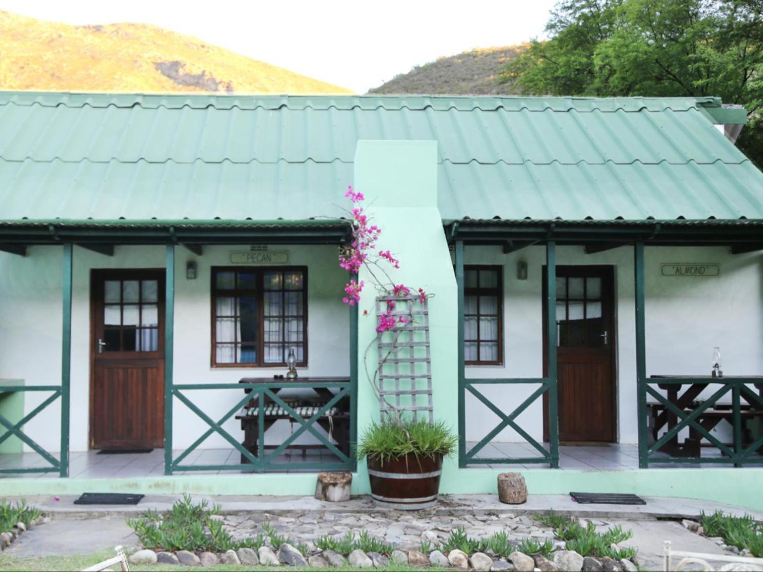 Rainbow Glen Self Catering Chalets มอนตากู ห้อง รูปภาพ
